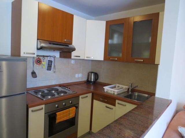 Ara-Ninja Apartment Baska  Ngoại thất bức ảnh