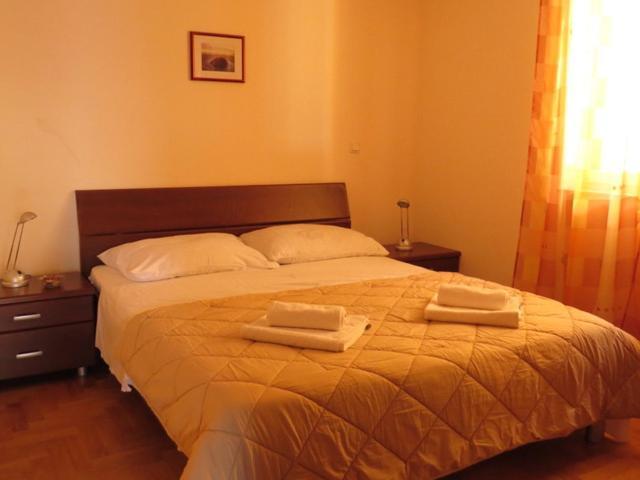 Ara-Ninja Apartment Baska  Ngoại thất bức ảnh